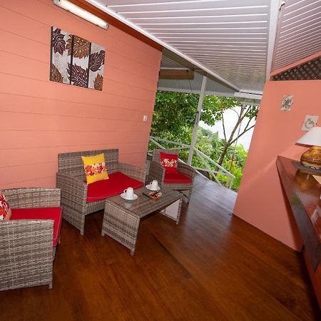 Bora Bora Holiday'S Lodge Eksteriør billede