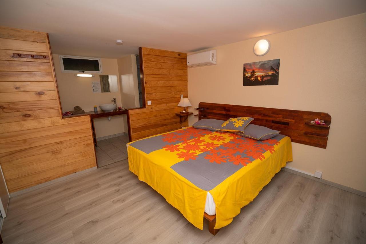 Bora Bora Holiday'S Lodge Eksteriør billede