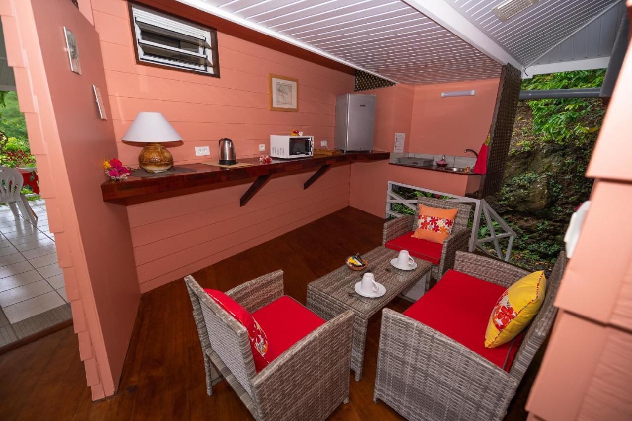 Bora Bora Holiday'S Lodge Eksteriør billede
