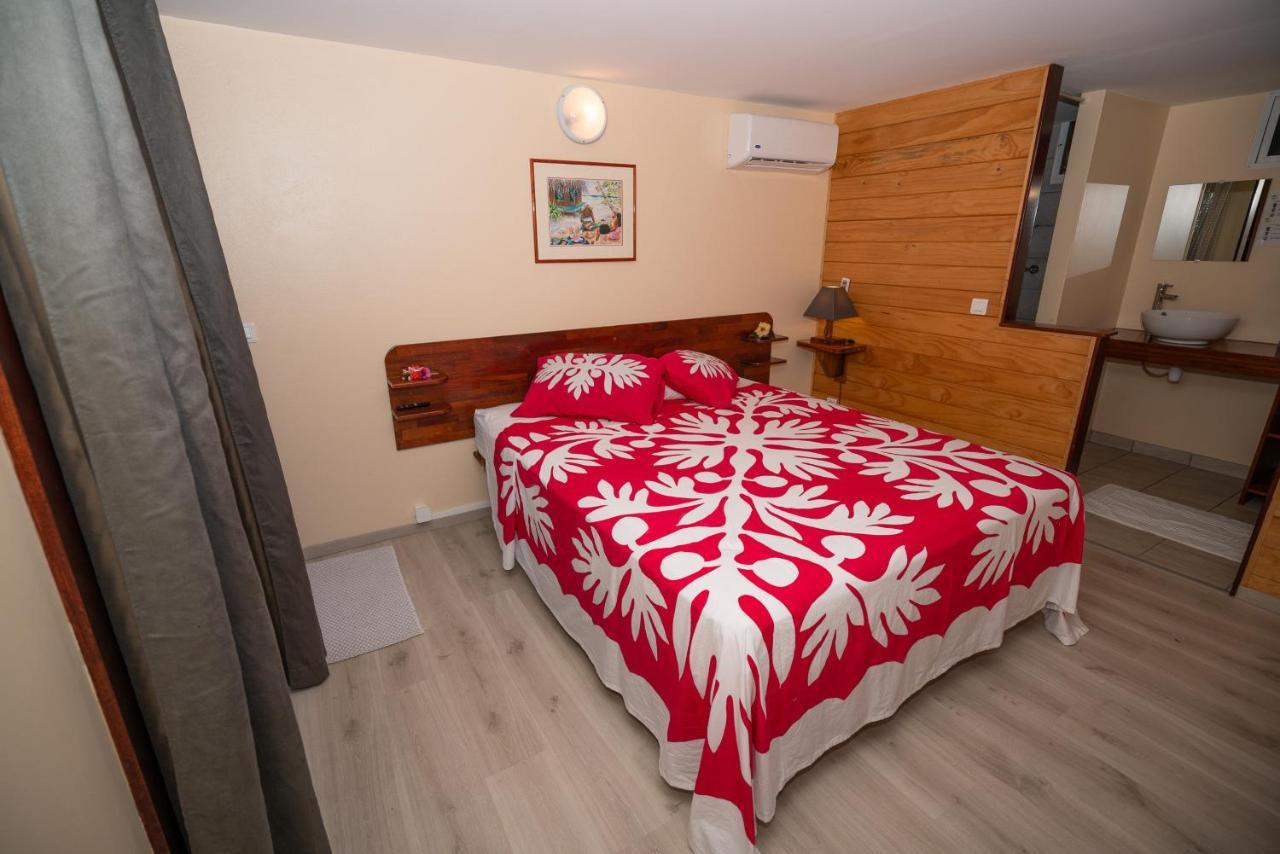 Bora Bora Holiday'S Lodge Eksteriør billede